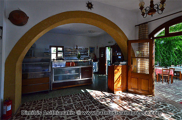 Patmos Meloi Restaurant - Cafe